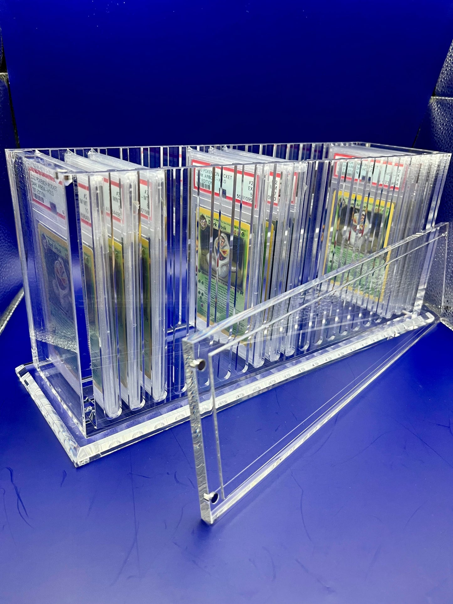 Acryl Case "PlayCollectTrade" Größe: 20er Ständer